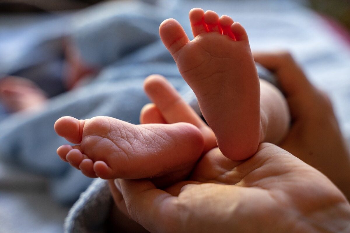 Αλεξανδρούπολη: Έχω την επιμέλεια του παιδιού από 12 μηνών – Τι ανέφερε η γυναίκα που πήρε το μωρό