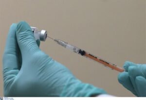 CDC: Κατεπείγουσα έκκληση σε εγκύους να εμβολιαστούν κατά του κορωνοϊού