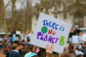 Θεσσαλονίκη: Ακτιβιστές θα πραγματοποιήσουν διαμαρτυρία για την κλιματική αλλαγή – Ζητούν την έγκριση της συνθήκης “Plant Based”
