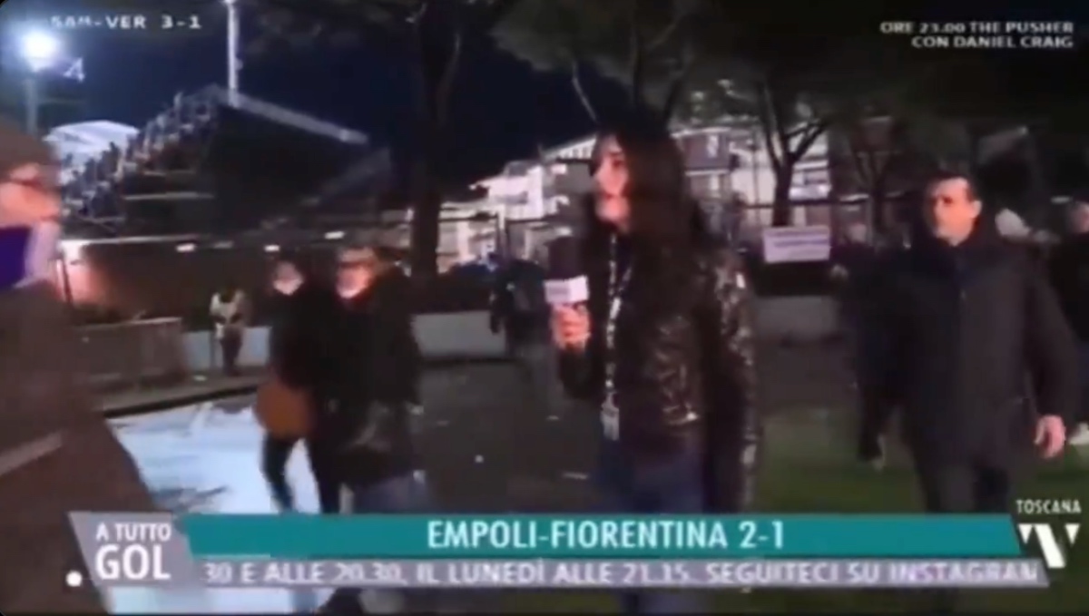 Ιταλία: Αγανάκτηση για την παρενόχληση δημοσιογράφου on air (VIDEO)