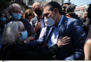 Θεσσαλονίκη: Προσήχθη η γυναίκα που επιτέθηκε φραστικά στον Αλέξη Τσίπρα