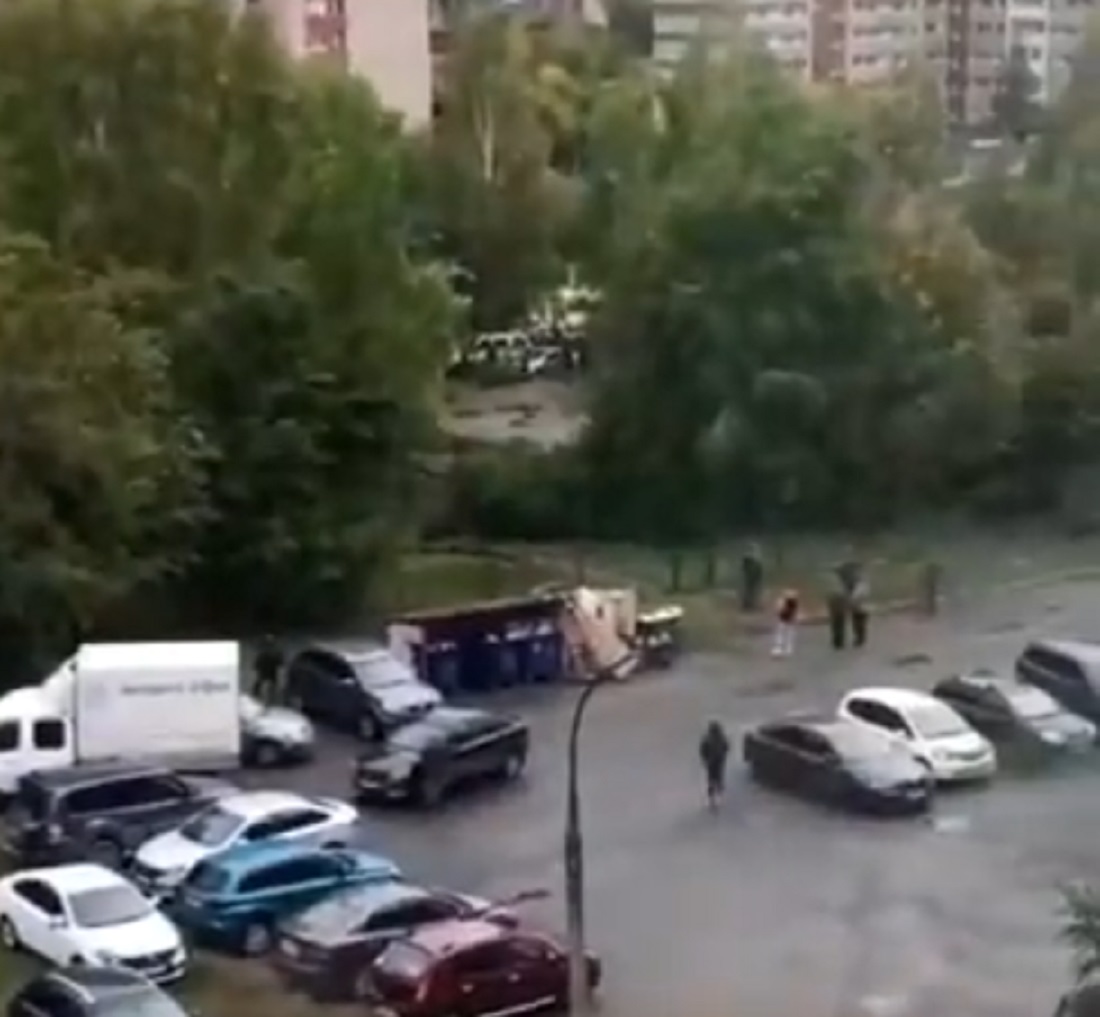 Ρωσία: Ένοπλος εισέβαλλε σε σχολείο και άνοιξε πυρ – Νεκρός ο φύλακας