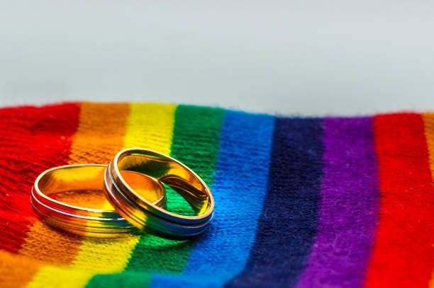 Δημοσιεύθηκε ήδη η πρώτη αγγελία για γάμο ομοφύλων στην Ελλάδα!